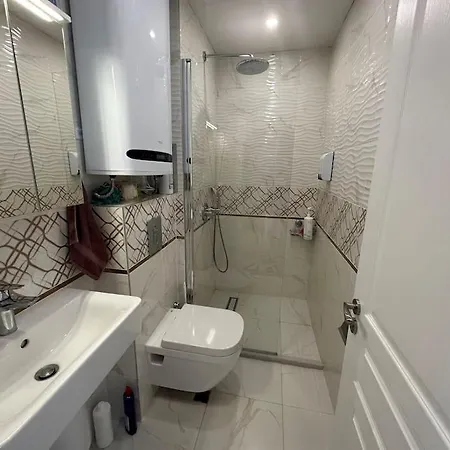 Apartment Prime Location! Outdoor Dining! Varna